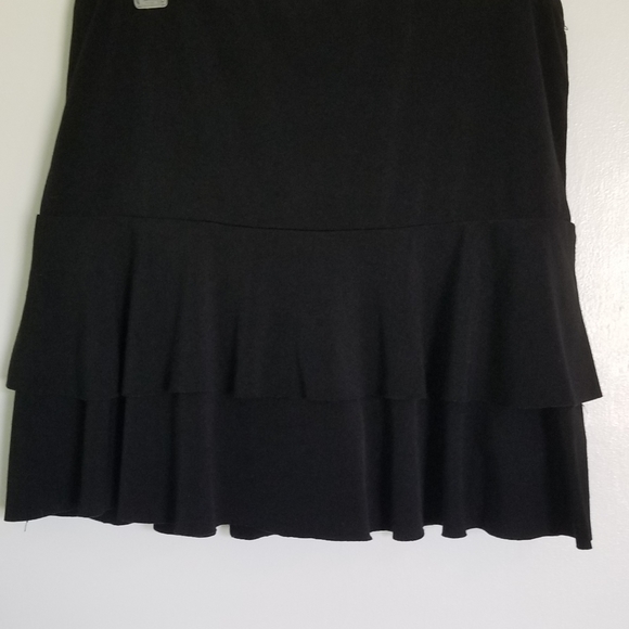 Black Ruffle skort size small - Picture 4 of 5
